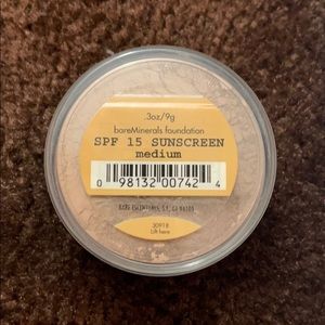 i.d. BareMinerals powder foundation